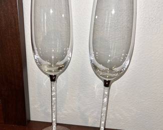 Pair of Swarovski Crystalline Toasting Flutes
Excellent condition.
No chips or cracks