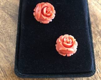 Vintage coral with 14k gold