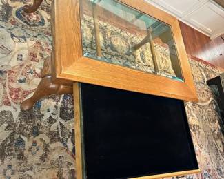 Display Drawer Coffee Table
Great condition!
38” x 26” x 17” tall