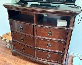 Media Dresser
Good condition with some small imperfections as shown.
51” long x 20” deep x 44” tall
Located upstairs- must be able to move down and load yourself
