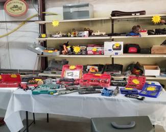 Tons of SnapOn and Mac Tools