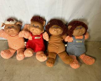 More Cabbage Patch dolls
