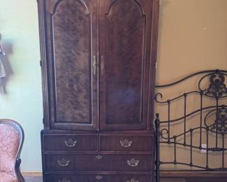 Tall chest of drawers by Henredon Fine Furniture Manufacturers