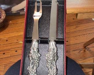 Arthur Court carving set - New