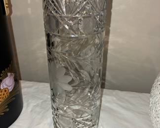 Beautiful ABC cut glass 12" vase