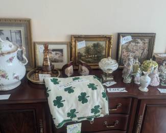 so much fine chine and decorative art, figurines