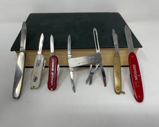 Pocket Knives / Switchblades
