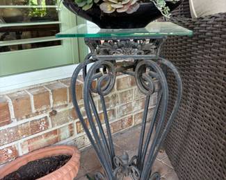 Outdoor metal plant stand