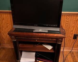 End Table
Small Vizio TV