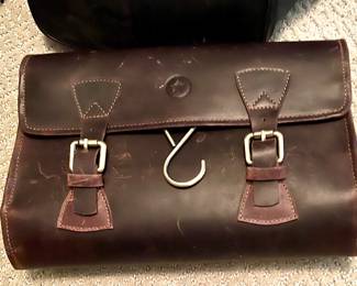 Leather Travel Toiletries Bag