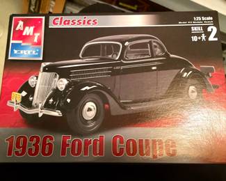 AMT Classics 1936 Ford Coupe Model Car