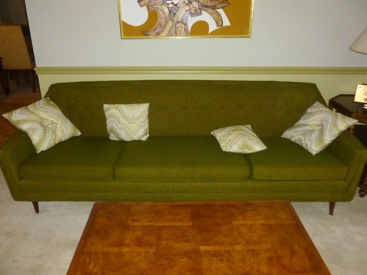 Awesome green nubby mid-century modern sofa in excellent condition!
