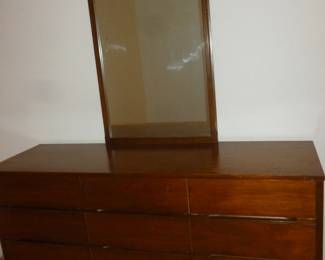 matching dresser w/mirror