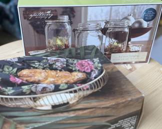 various household and kitchen decor available