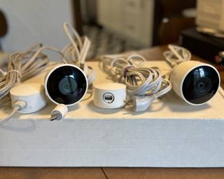 2 Nest cameras