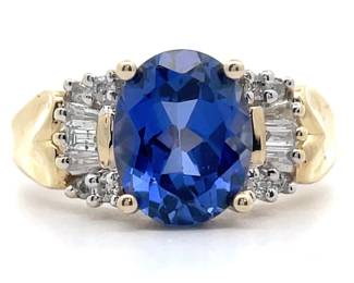0.15 Carat Natural Diamond & Blue Sapphire Estate Heart Ring in Yellow Gold