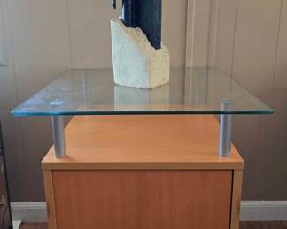 WR130Couple sculpture with table