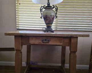 WR117Table Lamp