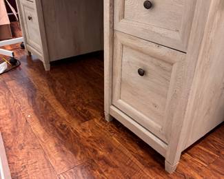 Executive desk $250