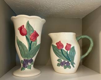 Treasure craft tulip vase and pitcher