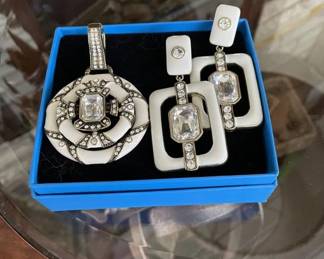 Heidi Daus White & crystal pendant w/matching pierced earrings