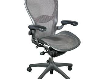 HERMAN MILLER AERON OFFICE CHAIR | Herman Miller Aeron C office chair - h. 45.5 x w. 30 x d. 28 in