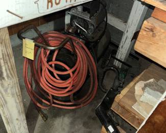 Air compressor