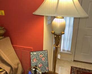 Table lamp