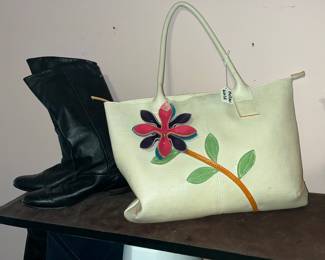Mellow World purse