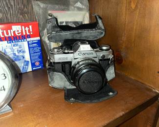CANON AE-1 CAMERA
