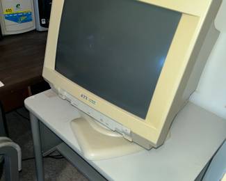 CRT monitor