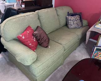Pillowback 3-cushion sofa