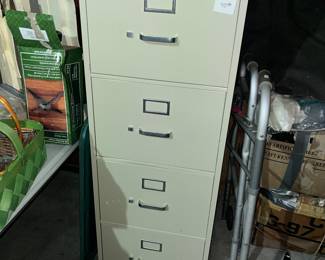4 dr metal file cabinet