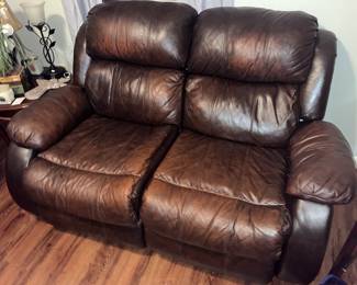 And dual recliner love seat!