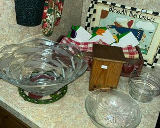 GLASS SERVING BOWLS