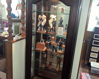 SUPERB TALL LIGHTED DISPLAY CABINET