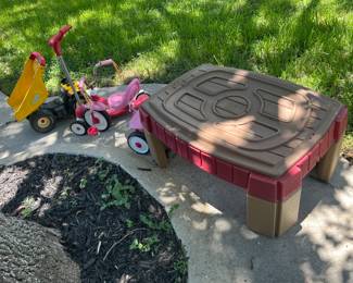 OUTDOOR TOYS