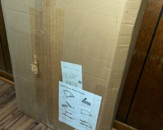 QUILT AWAY FLOOR FRAME IN BOX