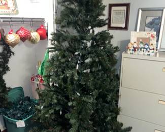 TALL CHRISTMAS TREE (BOX IN GARAGE)