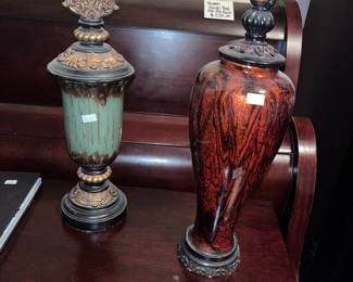 DECORATIVE URNS
