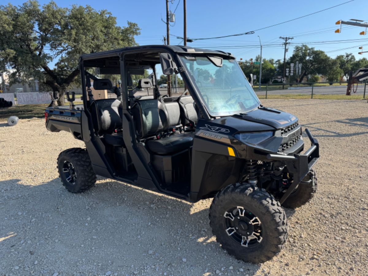 2021 Polaris Ranger crew Texas edition. 117 hours.