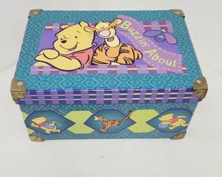 Winnie-the-Pooh Toy Box