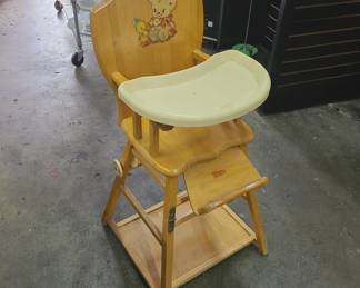 1950s wooden Williamsburg HI-Chair
