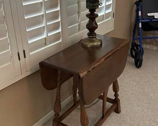 Antique Drop Table