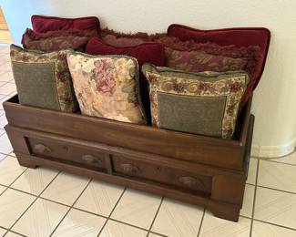 Hall Storage Bench