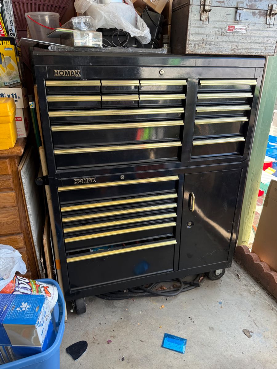Homak Gold Series Rollaway Tool box