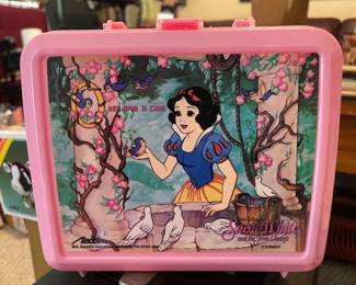 Snow white lunchbox