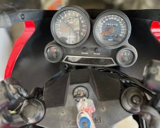 1986 Kawasaki Ninja 900cc Kawasaki(not at the sale, but is for sale with the family)