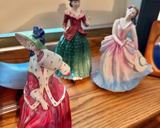 Royal Daulton, ceramic figurines