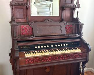 Hamilton pump organ